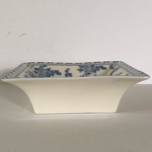 Rose Brocade by Skye McGhie porcelain square dish - Picture 2 of 5
